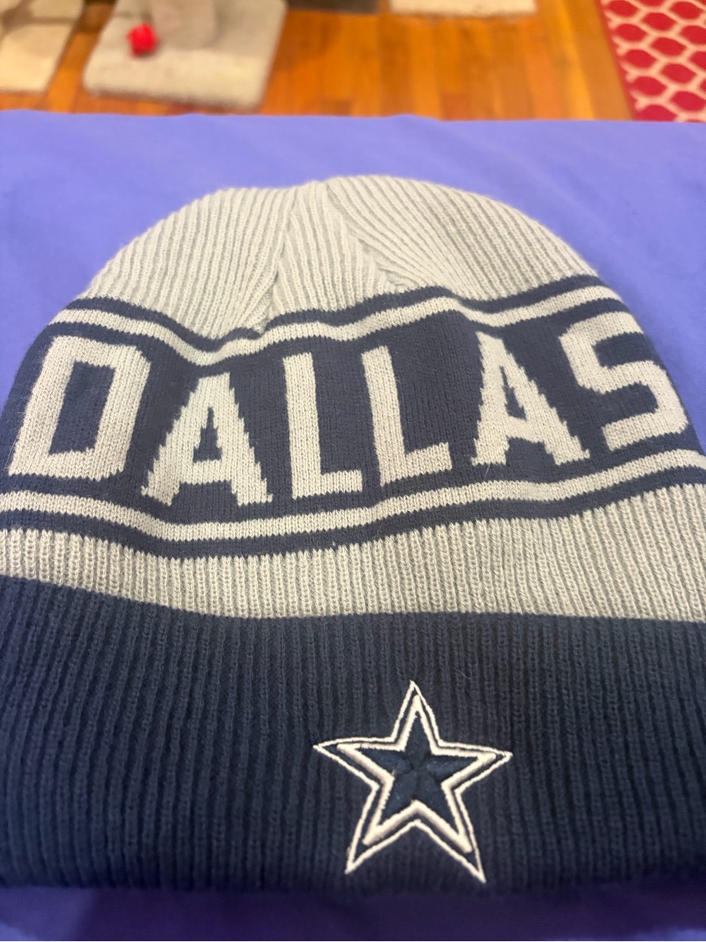 New Era Dallas Knit Pom Beanie in Navy and White - Picture 3 of 6